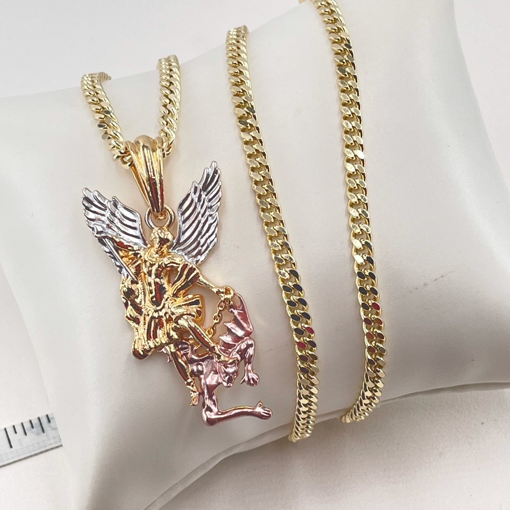 Saint Michael the Archangel and Chain gold plated 14